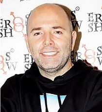 Pierre Woodman, Франция Pierre Woodman,