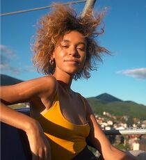 Monique, Украина Monique,