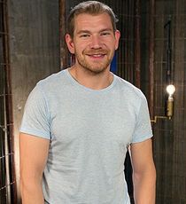 Alex Adams, 38 лет, США Alex Adams, 38 лет,