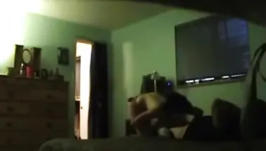 Супруг поймал жену на горячем члене любовника во время измены