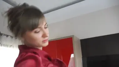 Приняла на ножки в колготках сперму, трахнувшись с другом