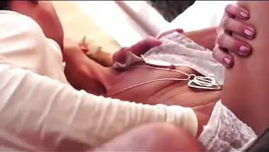 Внук удовлетворяет 65-летнюю бабушку языком и хуем