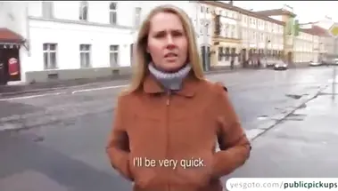 Чешский пикапер заплатил незнакомке за минет и еблю на улице