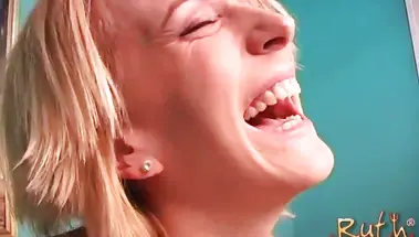 Здоровенный хуй нигера для беременной белой проститутки