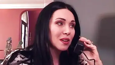 Сын подруги накончал полную киску спермы в финале ебли