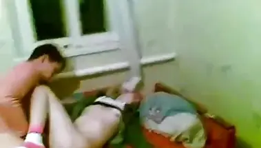 Пьяная студентка была оттрахана в бессознательном состоянии на вписке