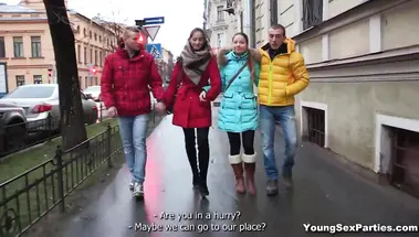 Сестры москвички поменялись мужьями на свингерской групповухе