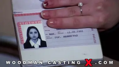 Вудман оприходовал задницу Julie Sweet в Санкт-Петербурге