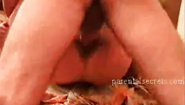 Русский батя вылизал дочери парикмахерше киску и трахнул