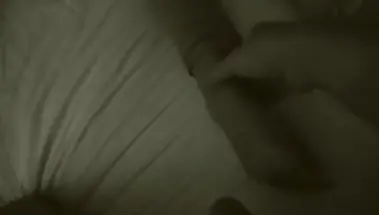 Сын спустил со спящей мамы трусы и подрочил на голую жопу