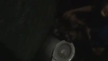 Выебал пьяную шлюху из Хабаровска в грязном туалете клуба