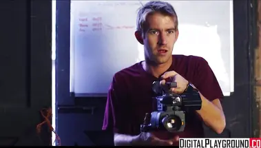 Порно пародия с Денни Ди на фильм «Назад в будущее»