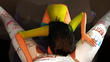 Мулатка скачет на члене переломанного парня в гипсе