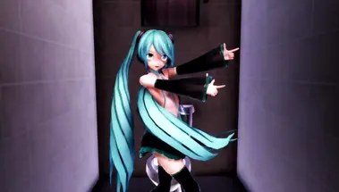 Длинноволосая японка танцует и трахается с мулатом в кабинке туалета - хентай видео