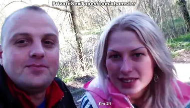 21-летняя Лаура громко стонет, трахаясь с хуем Андрея