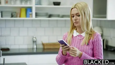 Kennedy Kressler изменила мужу с негром, потому что у него большой хуй