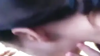 Русская давалка делает минет водителю и просит кончить ей в рот