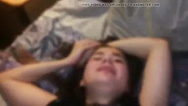 Волосатый ебарь дрючит бритую пилотку россиянки после смачного минета