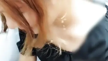 Азиатка с татухой на копчике оттрахана после минета в туалете