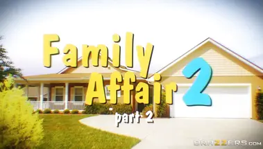 Сисястая негритянка Mya Mays трахается с братом мужа в ванной