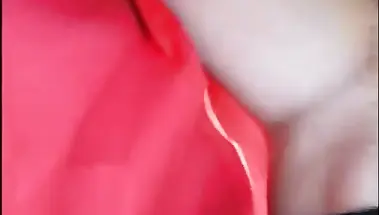 Россиянка кончает от куни с пальцами в пизде и трахается на природе с разговорами