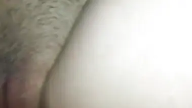 Кончил в щетинистую киску в классике телке с болтающимися сиськами