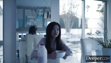 Брутальный мужик жестко отодрал с удушениями азиатскую пианистку