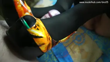 Дрочка члена ногами футфетишисту, кончившему на стопы в обуви и нейлоне