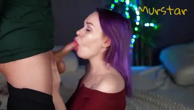 Глубокий минет без рук от синеволосой Томы Мур