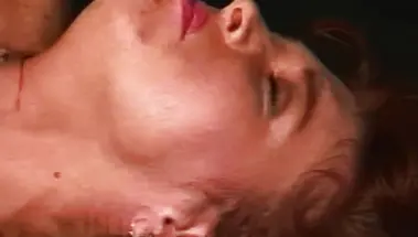 Старая ебля бухгалтерши и мужика крупным планом в волосатую пизду