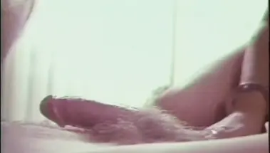 Легендарная Кей Паркер сверху на хуе в наручниках и в позе 69