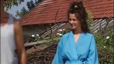 Деревенское порно с минетами и еблей в старом полнометражном ретро фильме