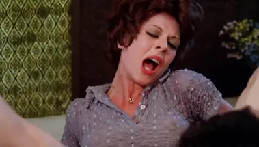 Мама шалава ебется при дочери и прочие сцены траха в ретро порно