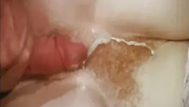 Рыжая актриса ретро порнухи делает минет, ебется с лесбиянкой и мужиком