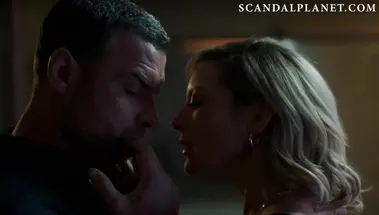 Рэй Донован брутально трахнул раком Лолу Глаудини в сериале