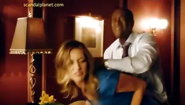 Дон Чидл трахает раком Доун Оливери с громкими стонами и выкриками