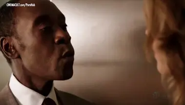 Голые актрисы и сцены секса из сериала «Обитель лжи»