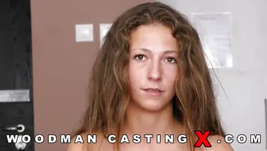 Двойное проникновение для испанки с мохнаткой от Вудмана и его друга