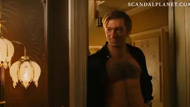 Тереза Србова трахнута раком Виго Мортенсеном в «Порок на экспорт»