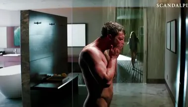 Джейми Дорнан не дал возбужденной Дакоте Джонсон с торчащими сосками