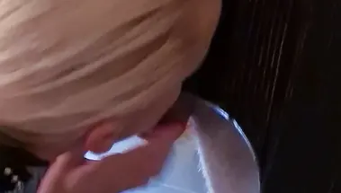 Рабыня из Вологды дает раком и сосет хуй через глорихол