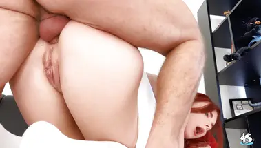 Глубокий минет и ебля в зад Свити Фокс с идеальной киской