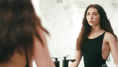 Полнометражный ХХХ фильм «Звезды» (STARS 2022) с Эйден Эшли