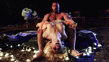 «Безрассудный»: эпизод 1 - Дикий секс с Айви Вульф на обочине дороги