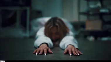 Щупальца монстра глубоко прощупали все дырки наркоманки Вероники Леал