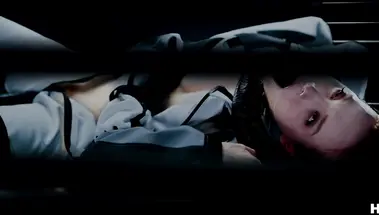 Космонавт Лотти Магне жестко оттрахана щупальцами инопланетного существа