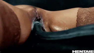 Похищенная в Праге Дженнифер Мендес стала секс рабыней инопланетянина