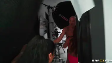 Brazzers House 4 (эпизод 8): Возбуждающий гранд-финал Дома 2 от Браззерс