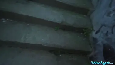 Колумбийская туристка Алисия Трече трахается за деньги с чешским пикапером