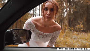 Сбежавшая невеста Luxury Girl трахается с парнем подобравшим ее в лесу